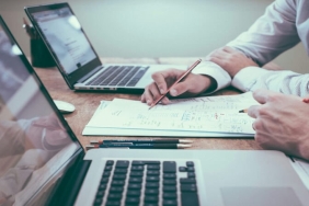 Özel Belgede Sahtecilik Suçu: Nedir, Cezası Ne Kadar, Kimler Sorumlu?