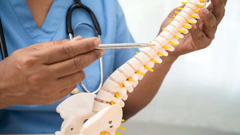 Dar Kanal (Lomber Spinal Stenoz) Nedir?